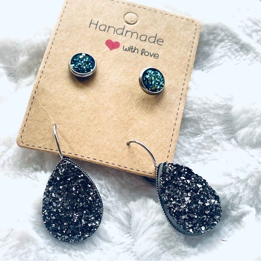 ✨ NWT Lot of 2 Fashion Earrings – Silver Drop & Turquoise Stud Set 💎💙